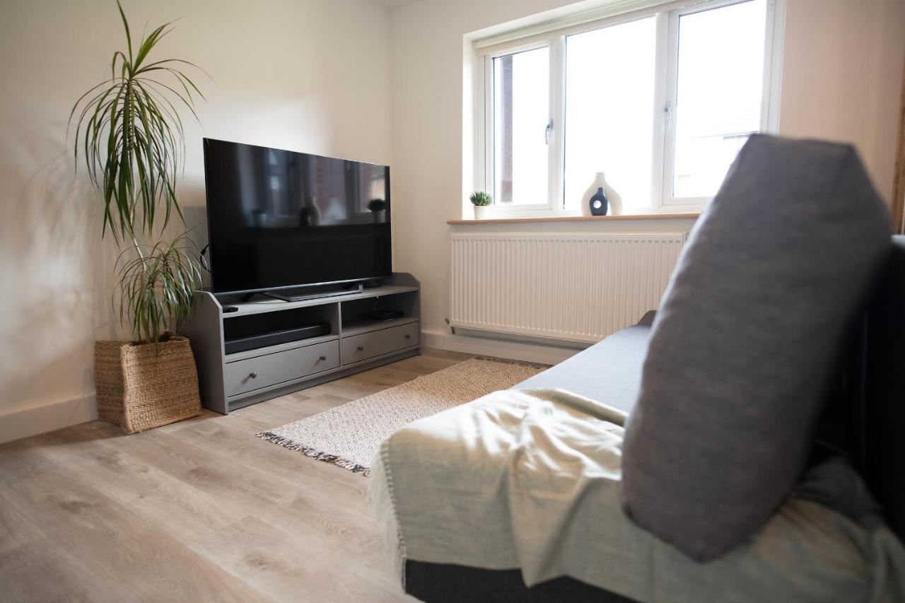 Dorset Stylish Apartment Poole Exterior photo