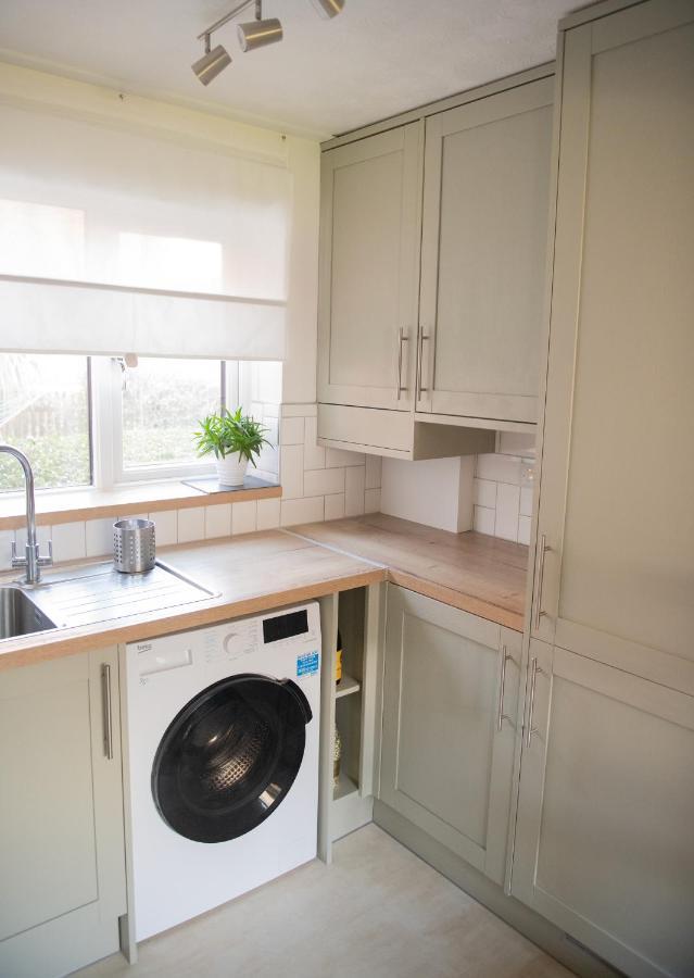 Dorset Stylish Apartment Poole Exterior photo